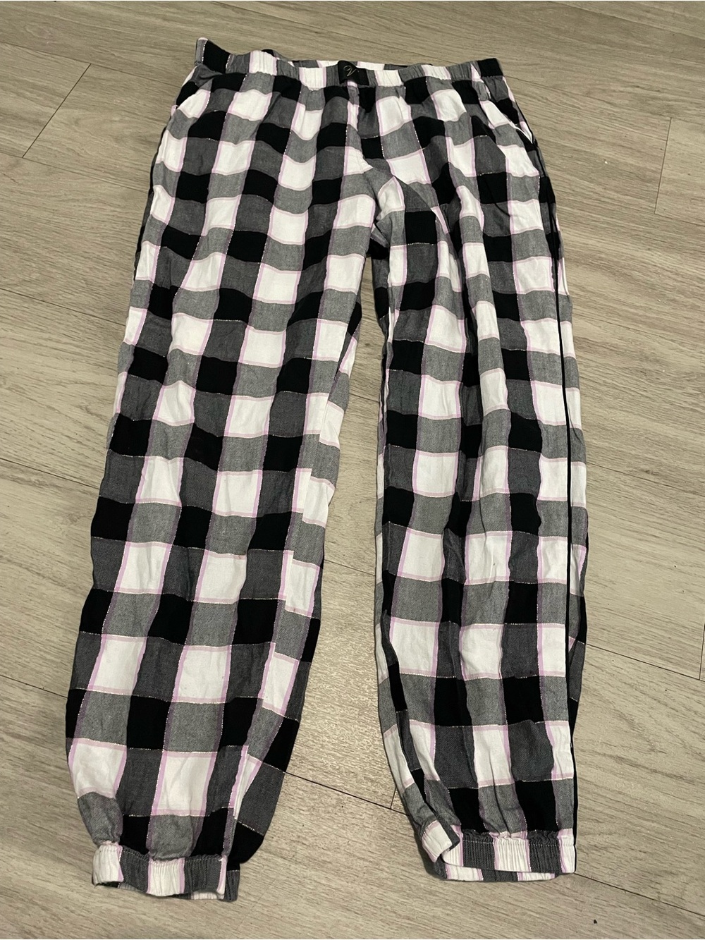 Victoria's Secret Black & White Buffalo Plaid Lounge Joggers